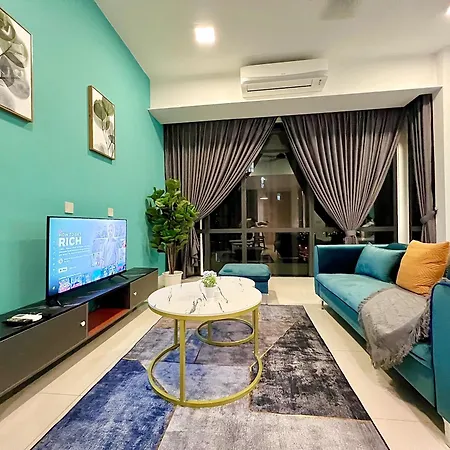 Grand Medini Residence By Luxecocoo Ck Legoland Nusajaya  Exterior photo