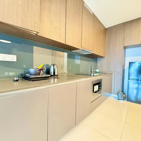 Grand Medini Residence By Luxecocoo Ck Legoland Nusajaya  Exterior photo