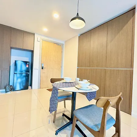 Grand Medini Residence By Luxecocoo Ck Legoland Nusajaya  Exterior photo